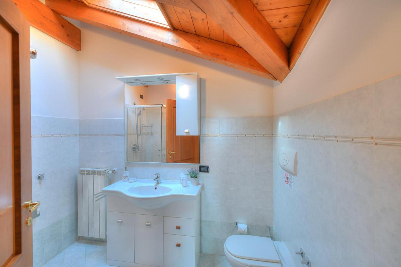 Albatros Apartment Toscolano Maderno Bagian luar foto