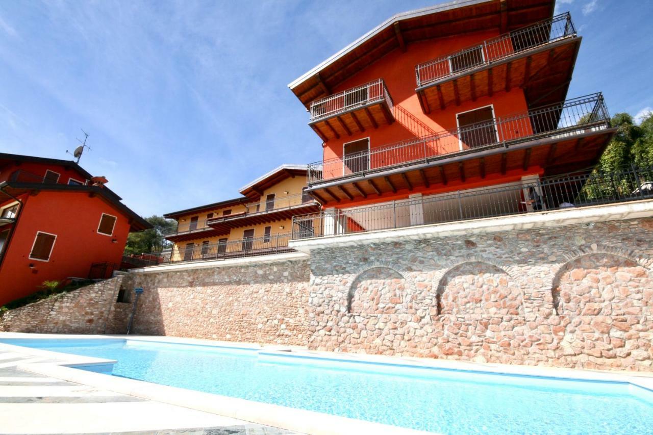 Albatros Apartment Toscolano Maderno Bagian luar foto